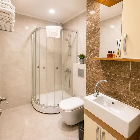 Pera Valence Boutique 3*